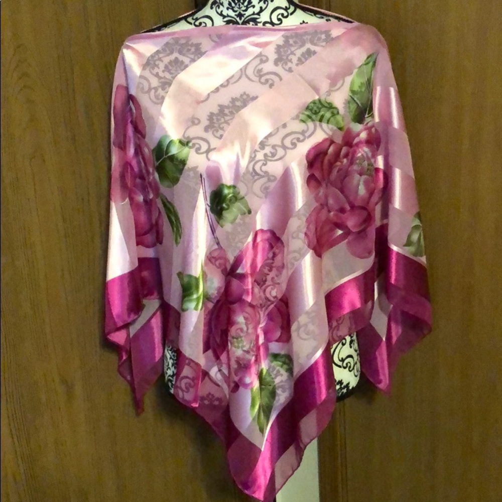 Rose print cover up